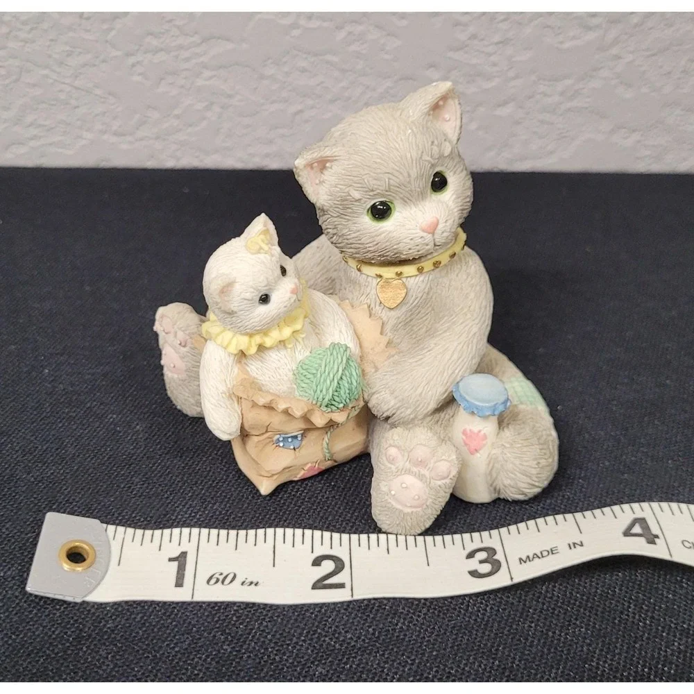 Enesco Calico Kittens Figurine I'm Sending You A Bag Full Of Love #210587 (1996)
